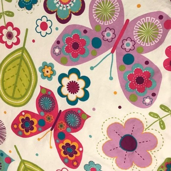 Bambini by Kassatex Butterflies Flowers Cotton Shower Curtain & 12pcs Hooks Set - Picture 5 of 8